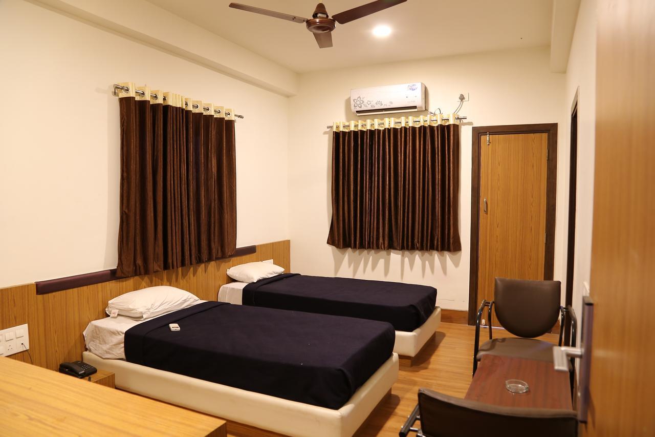 Kailash Residency Hotel Aurangabad  Exterior photo